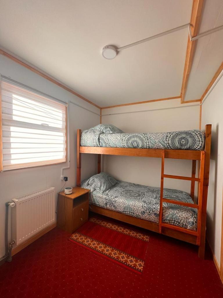 Hostal B&B Coastal Natales Puerto Natales Dış mekan fotoğraf