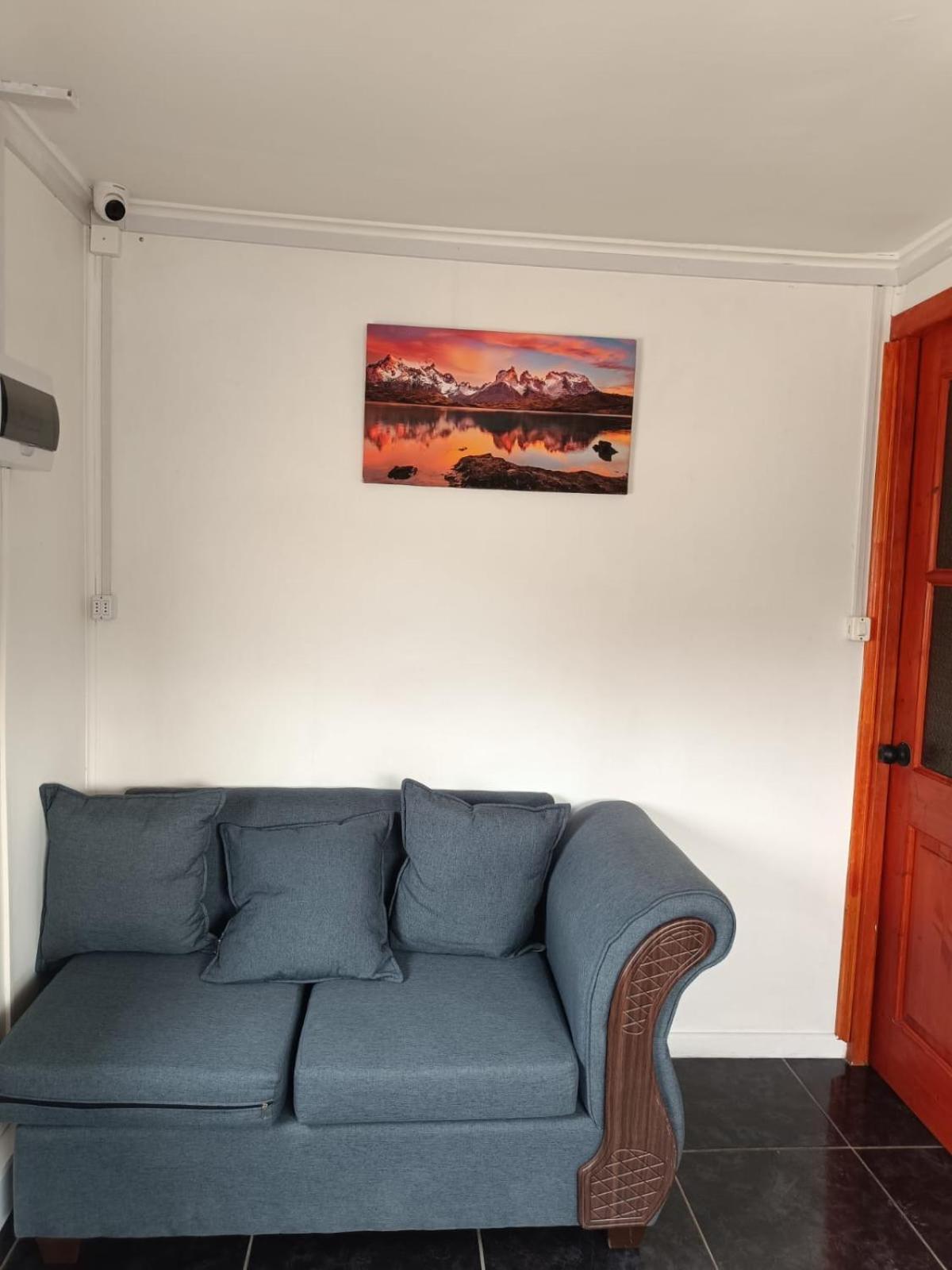 Hostal B&B Coastal Natales Puerto Natales Dış mekan fotoğraf