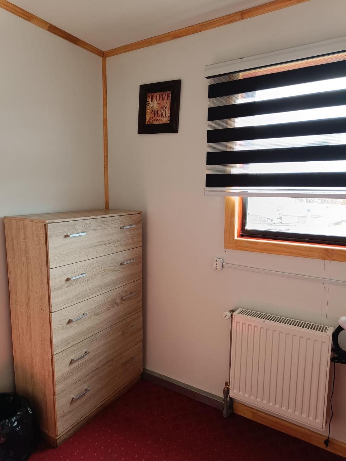Hostal B&B Coastal Natales Puerto Natales Dış mekan fotoğraf